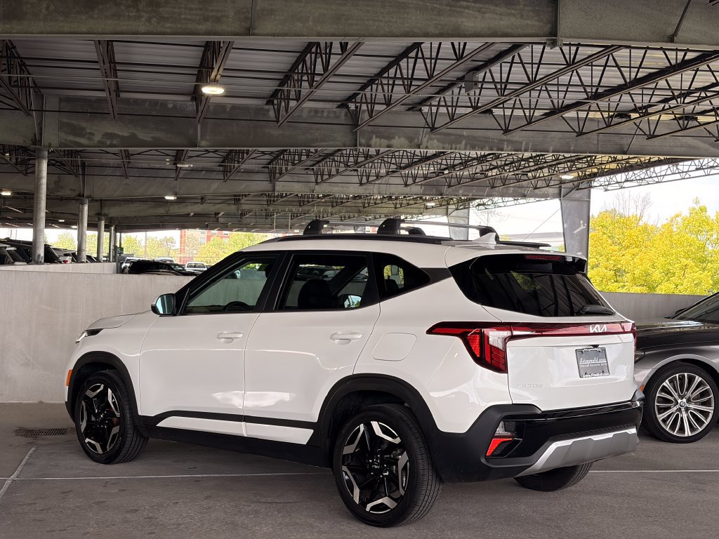 Used 2024 Kia Seltos SX w/ SX Sunroof Package AWD/4WD image 7