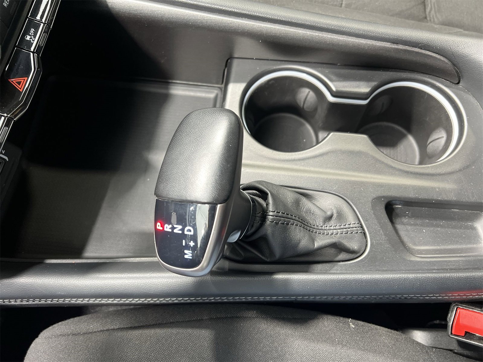 Used 2024 Dodge Durango SXT image 19