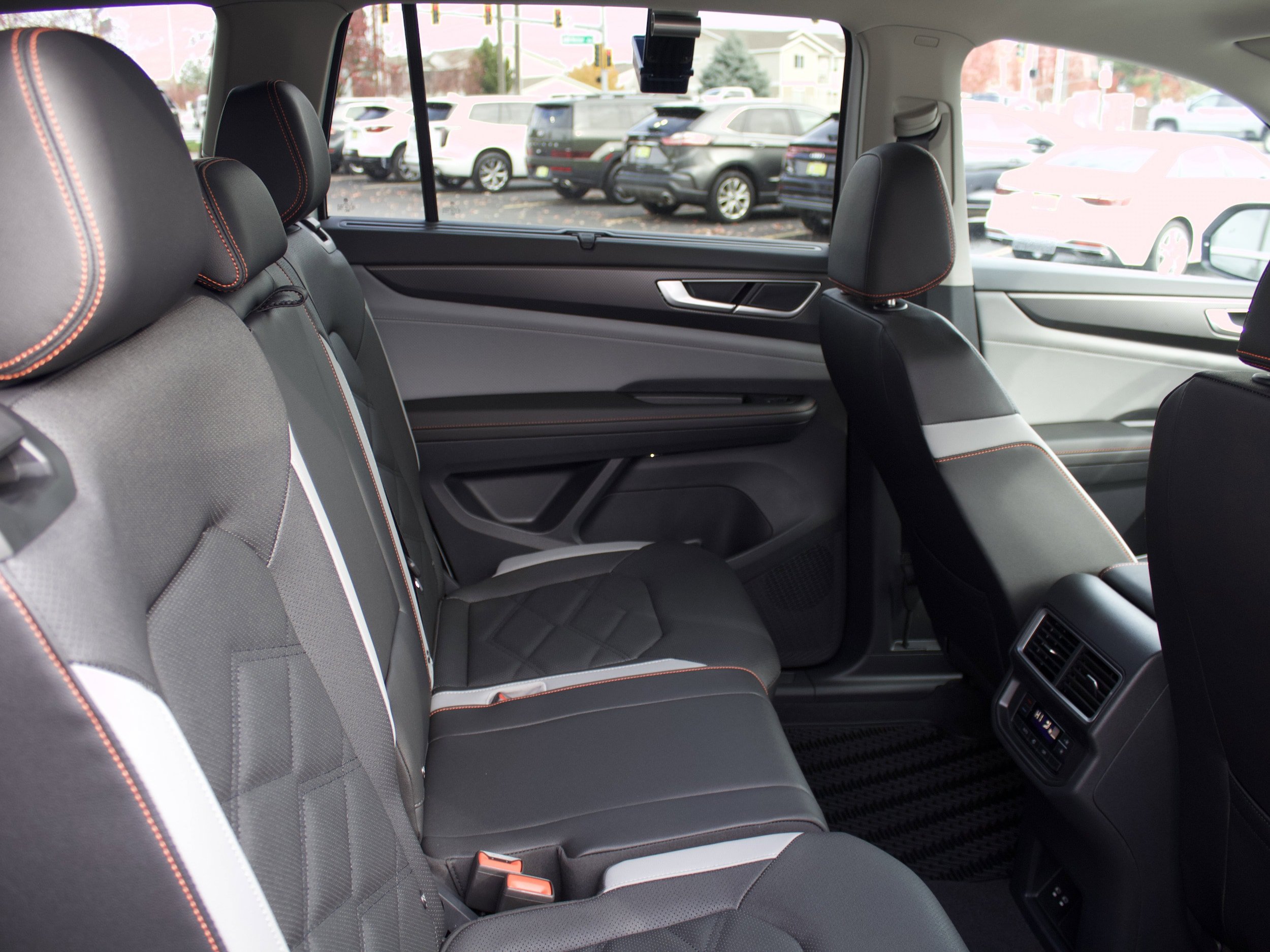 New 2026 Volkswagen Atlas Peak Edition AWD/4WD image 33