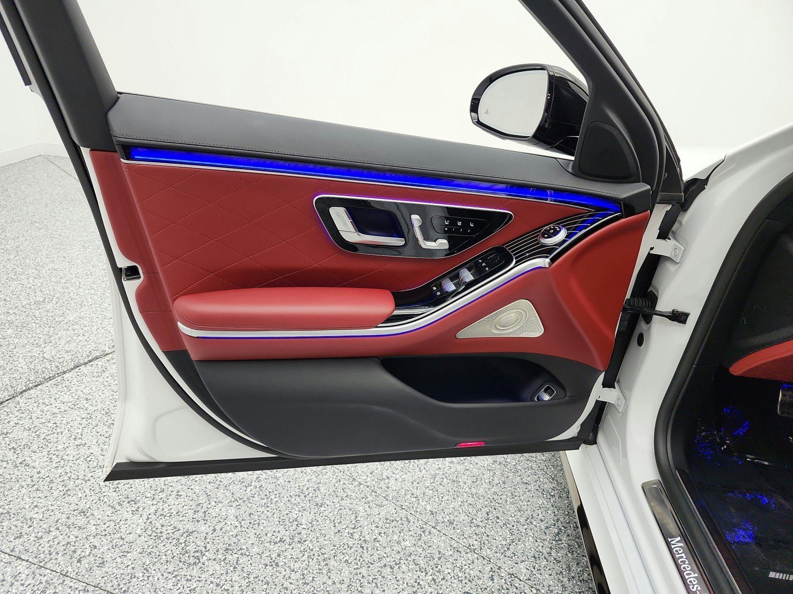 Used 2024 Mercedes-Benz S 580 4MATIC Sedan image 15