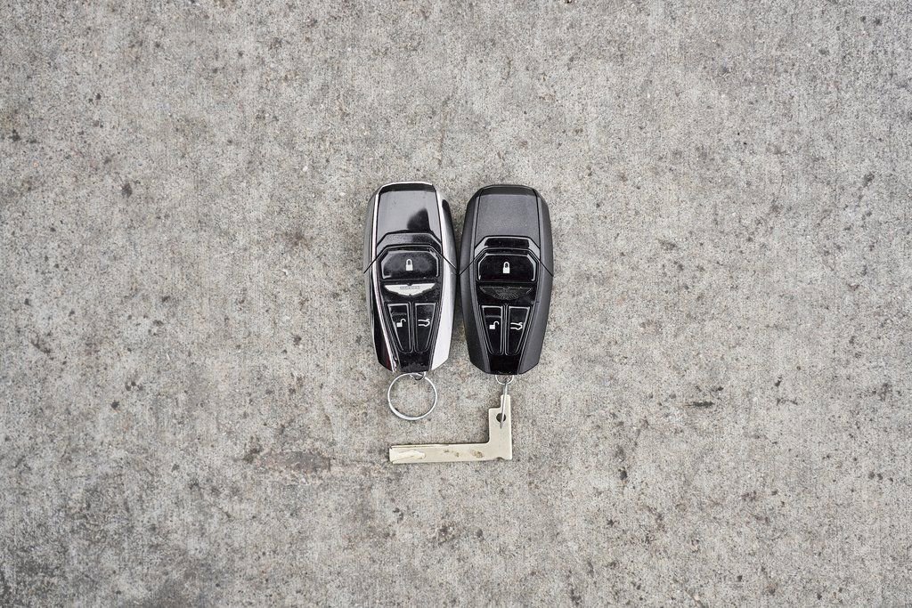 Used 2023 Aston Martin V12 Vantage image 71