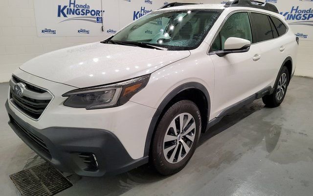Used 2020 Subaru Outback Premium image 5