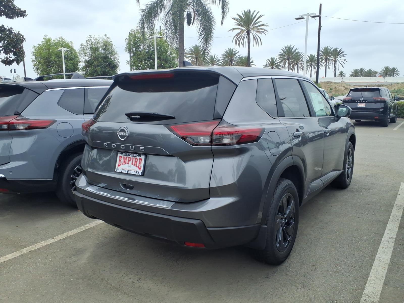 New 2026 Nissan Rogue SV FWD image 8