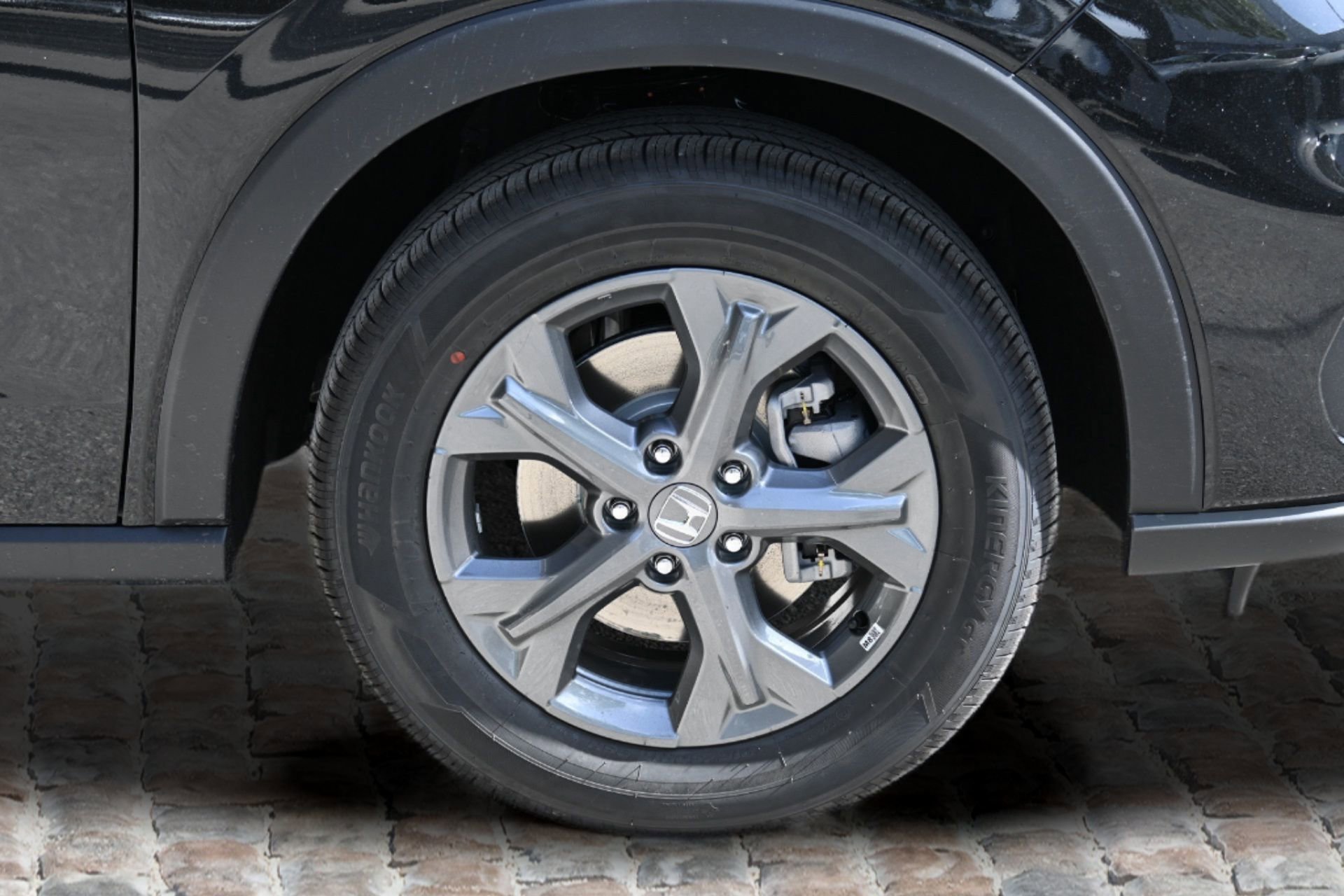 New 2026 Honda HR-V LX image 32