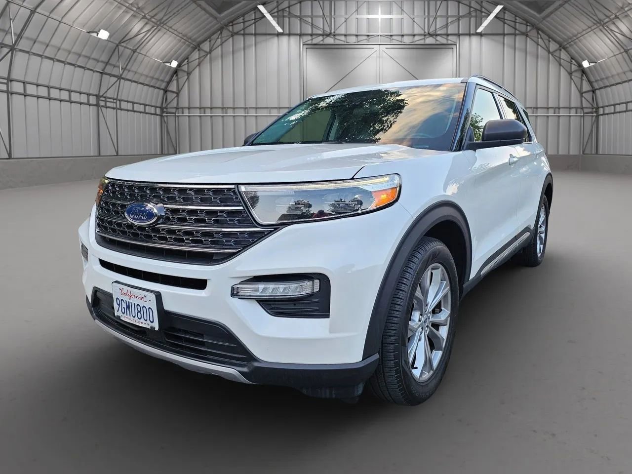 Used 2023 Ford Explorer XLT w/ Equipment Group 202A image 1