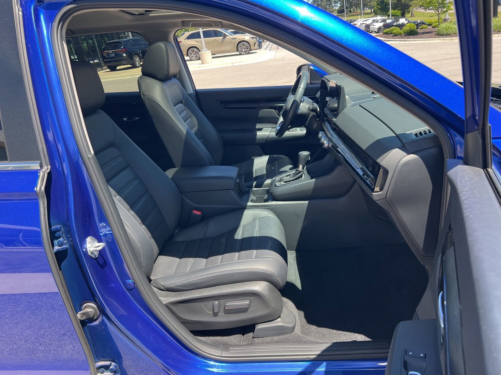 Used 2023 Honda CR-V EX-L image 40