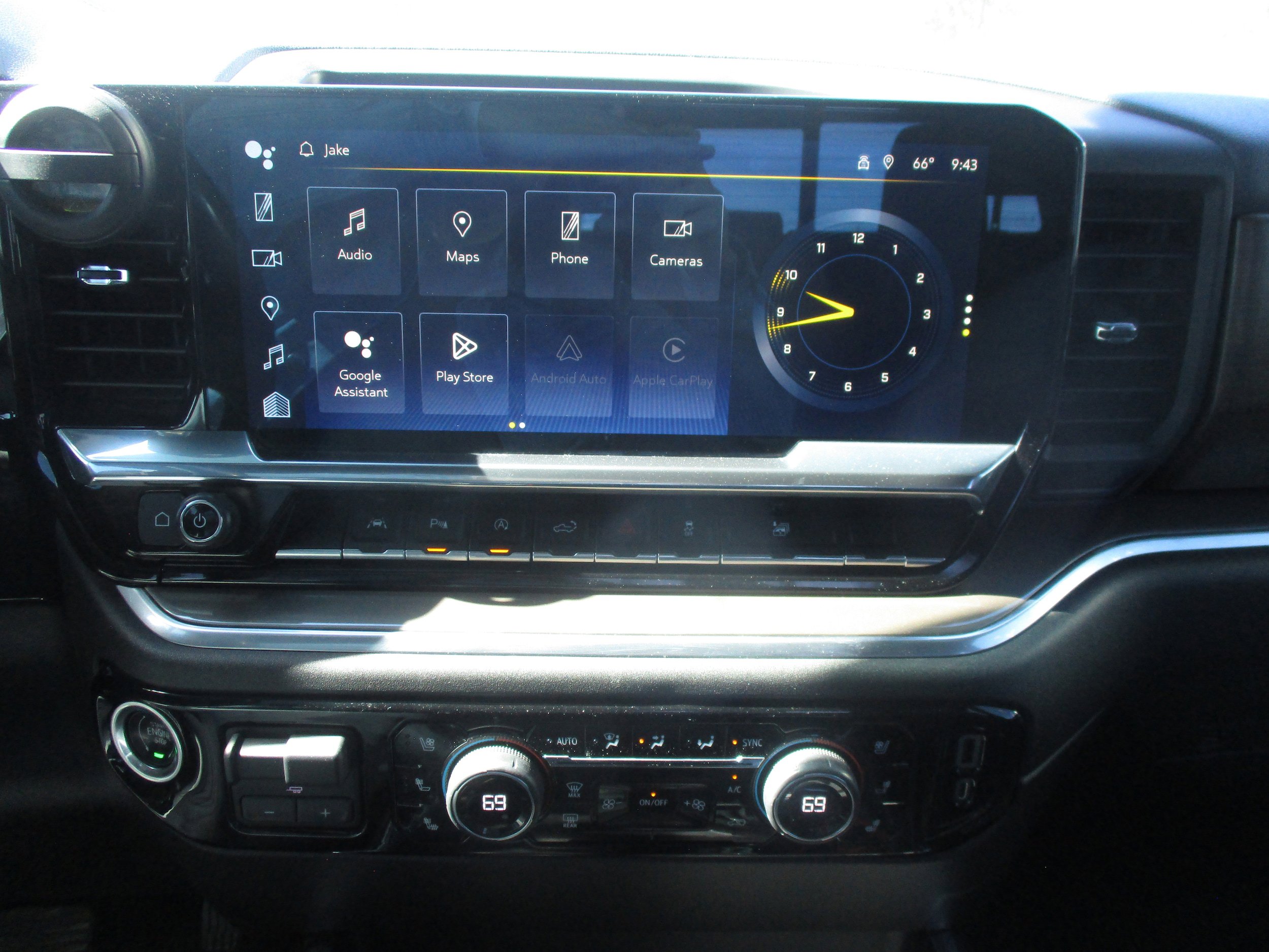 Used 2022 Chevrolet Silverado 1500 High Country w/ High Country Premium Package AWD/4WD image 14