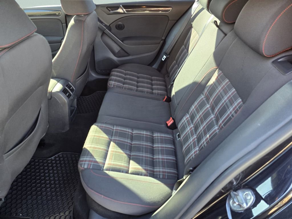 Used 2011 Volkswagen GTI 4-Door image 21