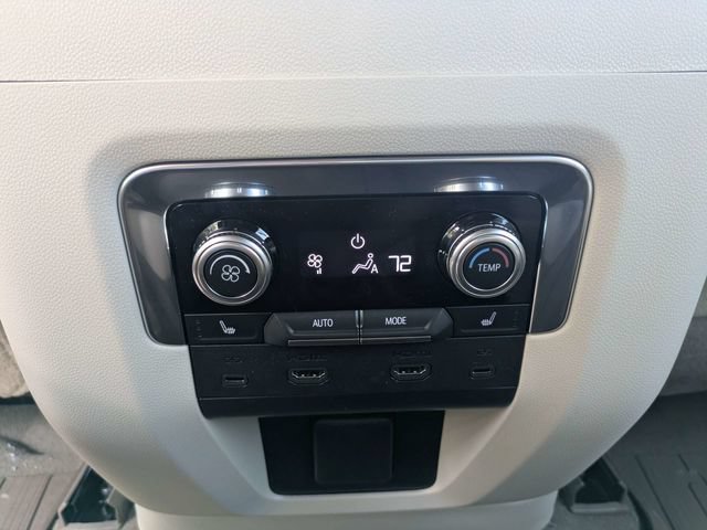 New 2026 GMC Yukon XL Denali w/ Denali Reserve Package RWD image 19