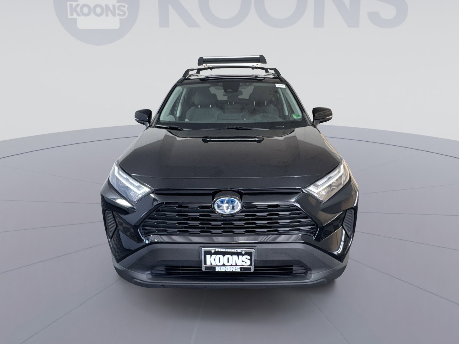 Used 2022 Toyota RAV4 XLE image 10