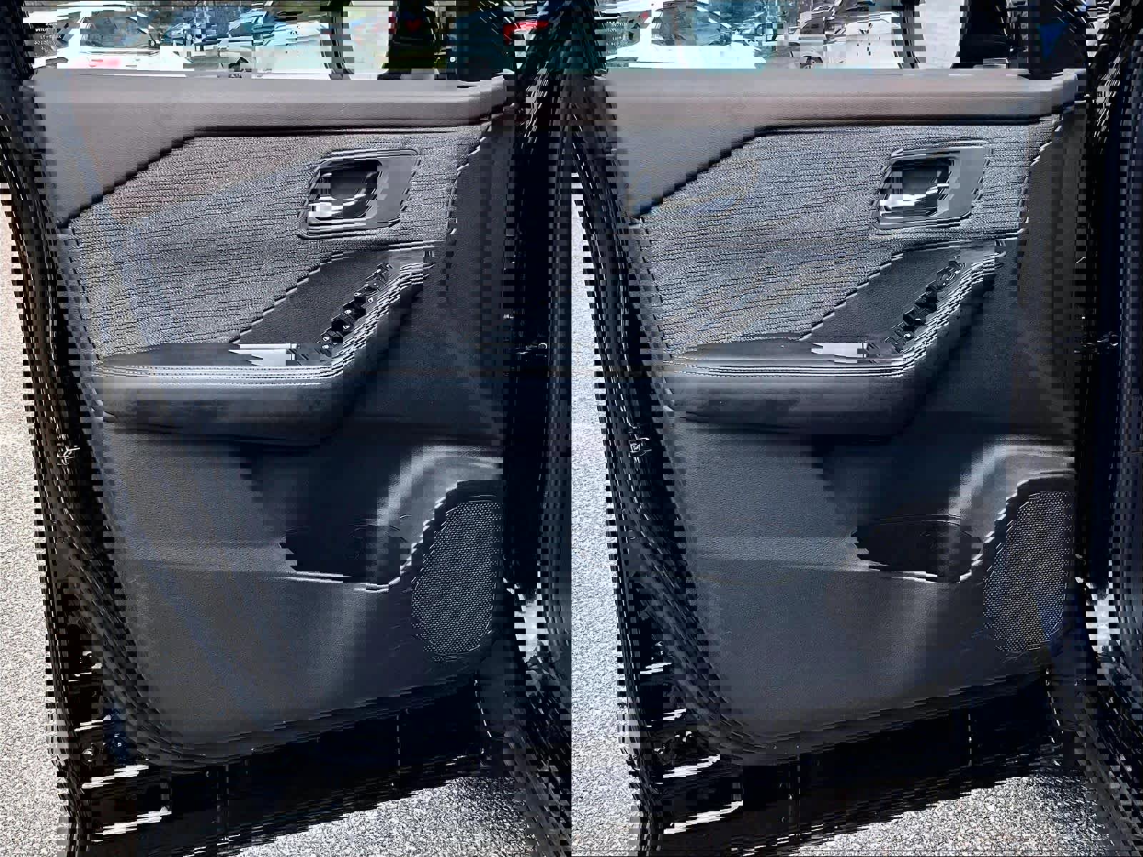 Certified 2023 Nissan Rogue SV image 9