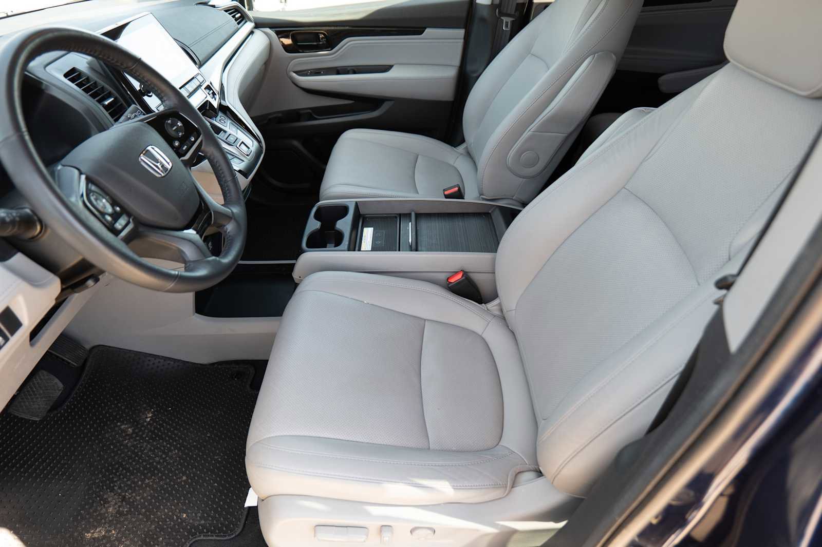 Used 2020 Honda Odyssey Elite image 10