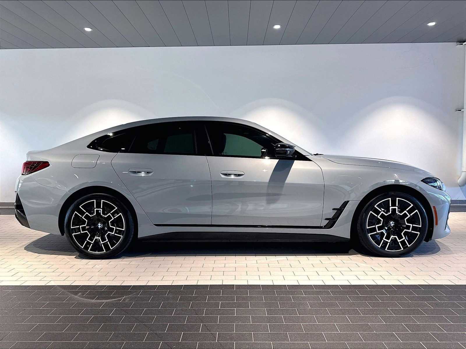 Used 2025 BMW i4 M50 w/ Shadowloine Package AWD/4WD image 11