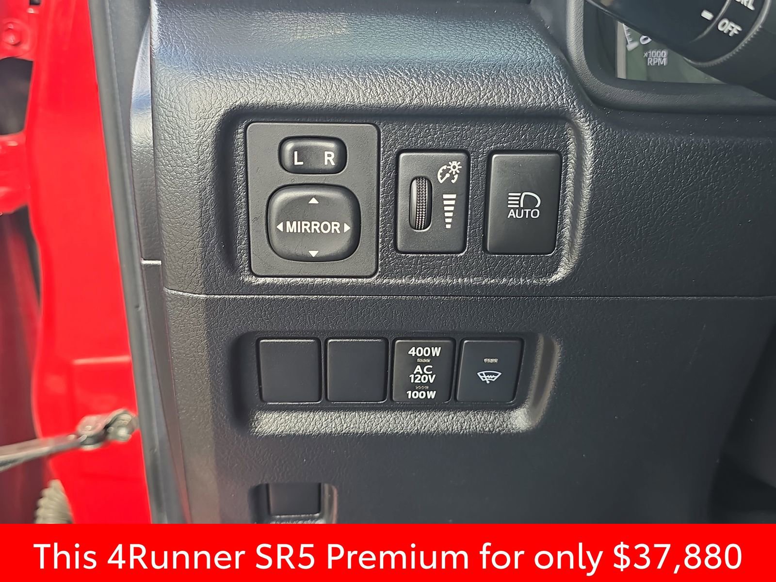 Used 2022 Toyota 4Runner SR5 Premium w/ Moonroof Package AWD/4WD image 32