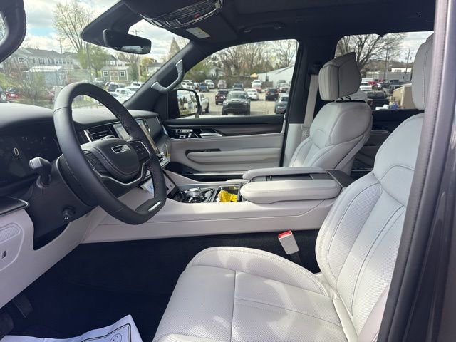 New 2026 Jeep Grand Wagoneer Summit image 15