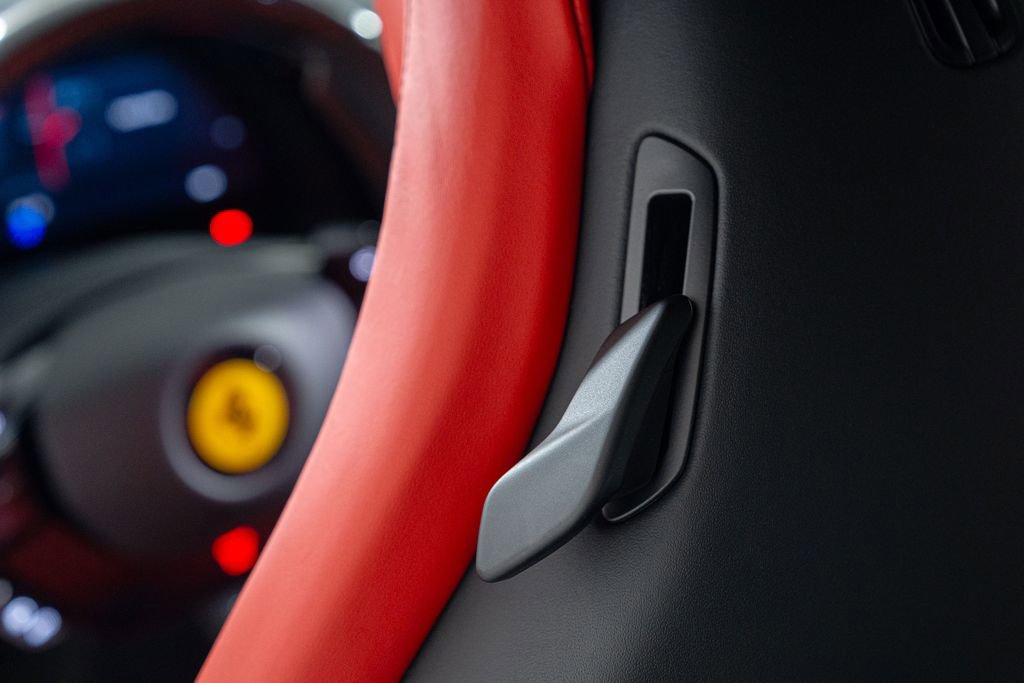 Used 2025 Ferrari 12Cilindri image 38