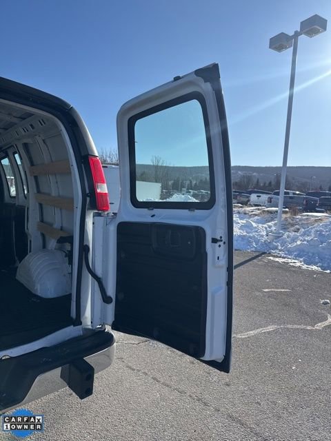 Used 2024 Chevrolet Express 2500 Work Van 3D Cargo Van w/ Driver Convenience Package image 17