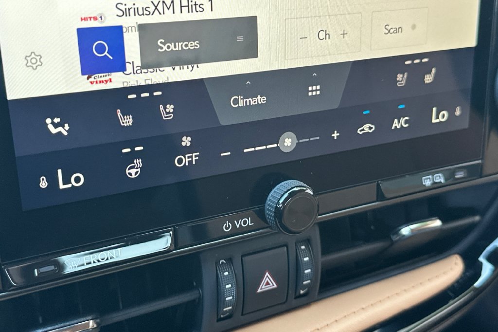 Certified 2025 Lexus NX 350h AWD w/ Cold Area Package image 23