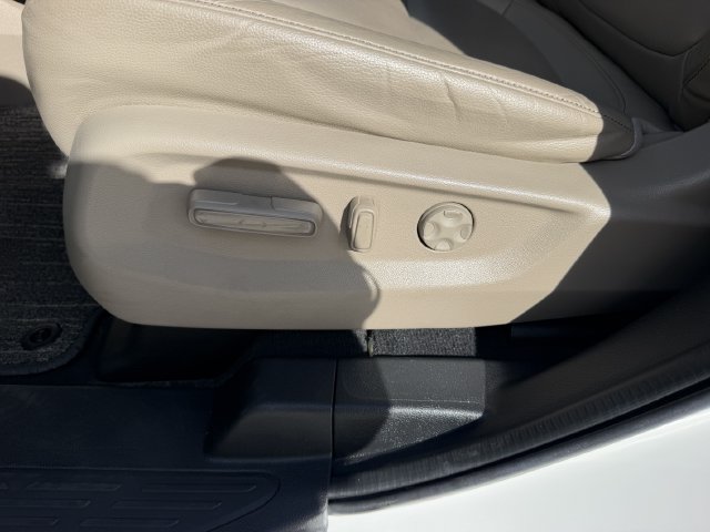 Used 2023 Honda Odyssey Touring image 13