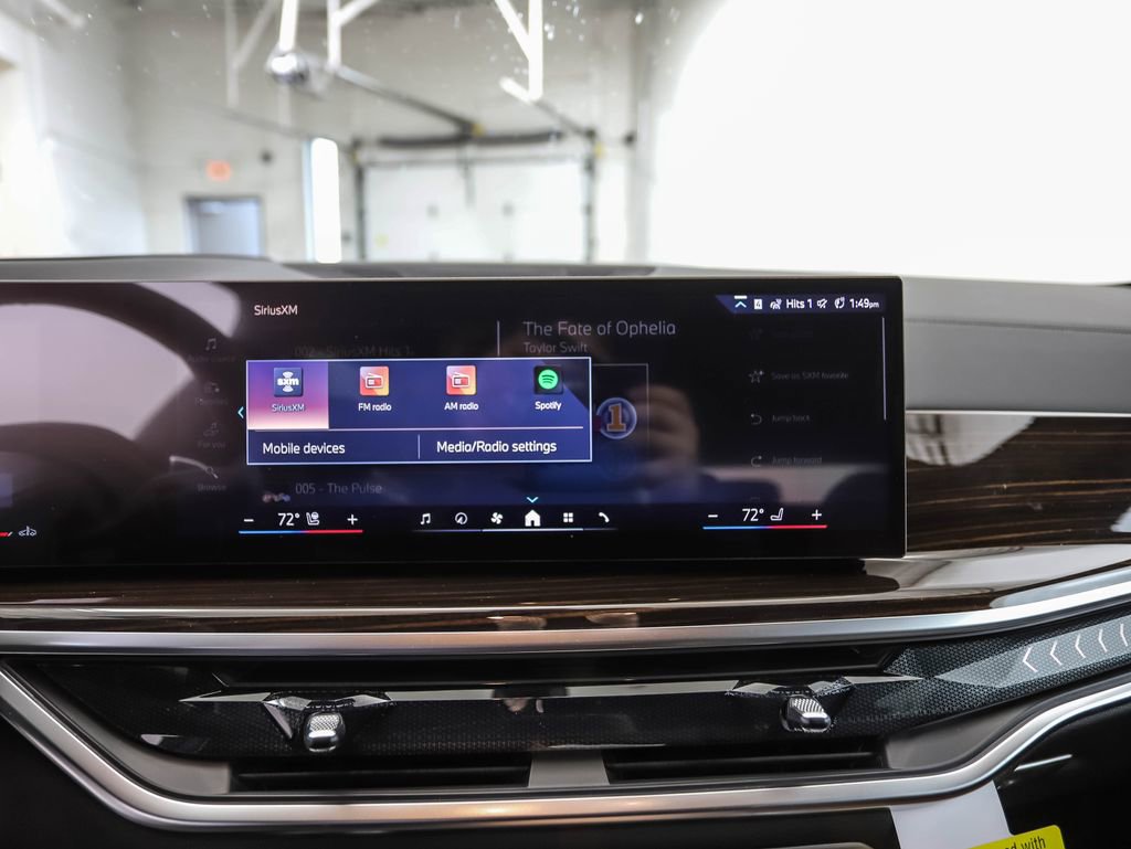 New 2026 BMW X5 xDrive40i w/ M Sport Package image 16