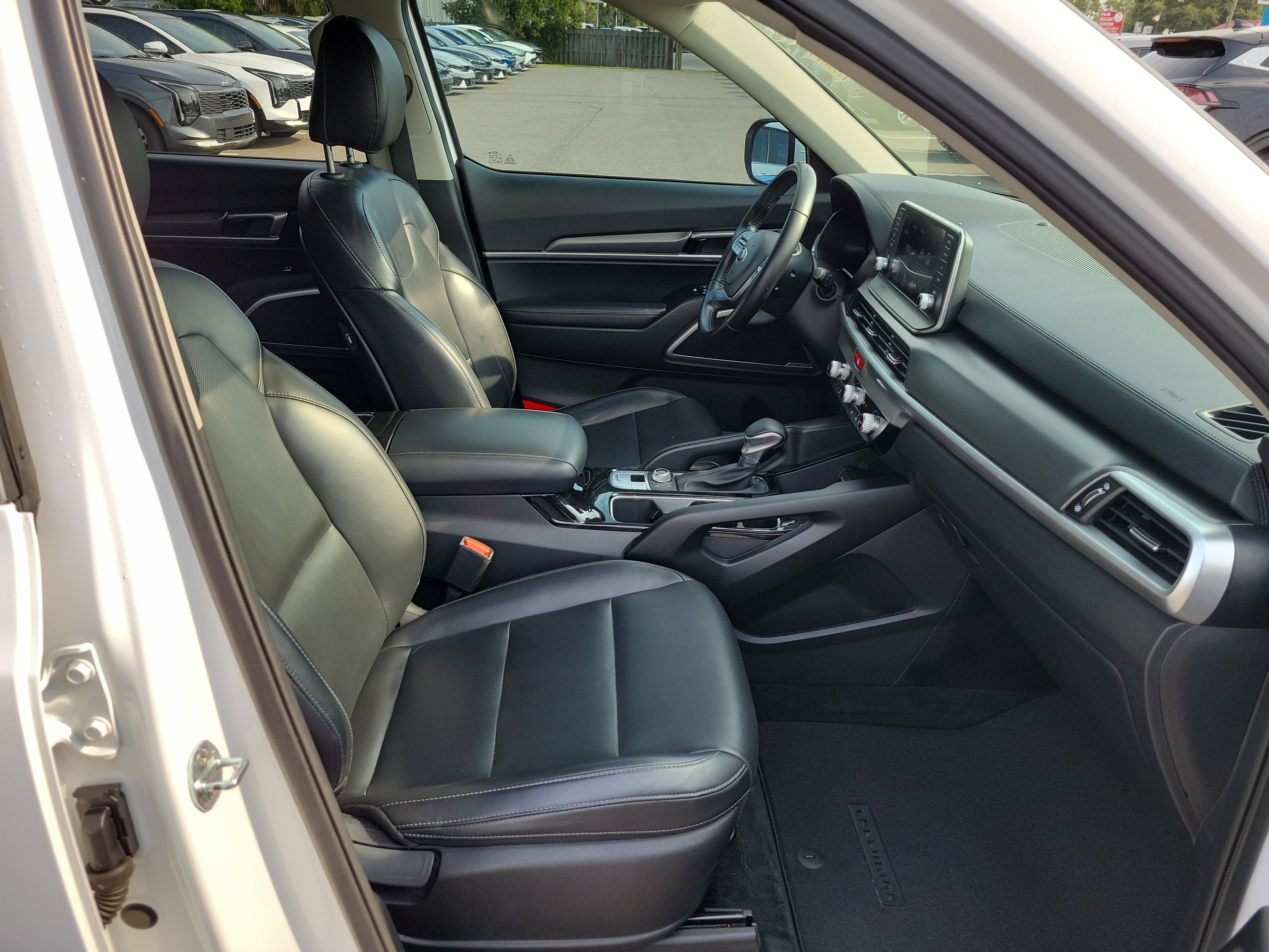 Certified 2021 Kia Telluride LX AWD/4WD image 7