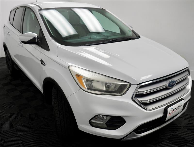 Used 2017 Ford Escape SE FWD image 10