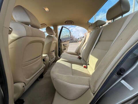 Used 2008 Honda Civic Hybrid Sedan image 16