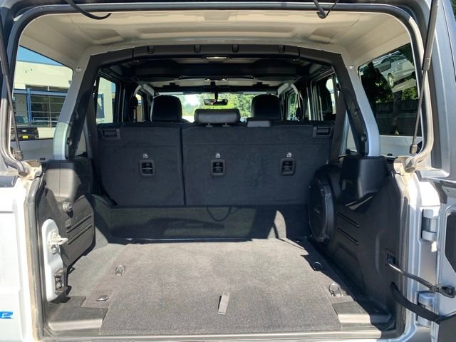 Used 2023 Jeep Wrangler Unlimited Sahara image 5