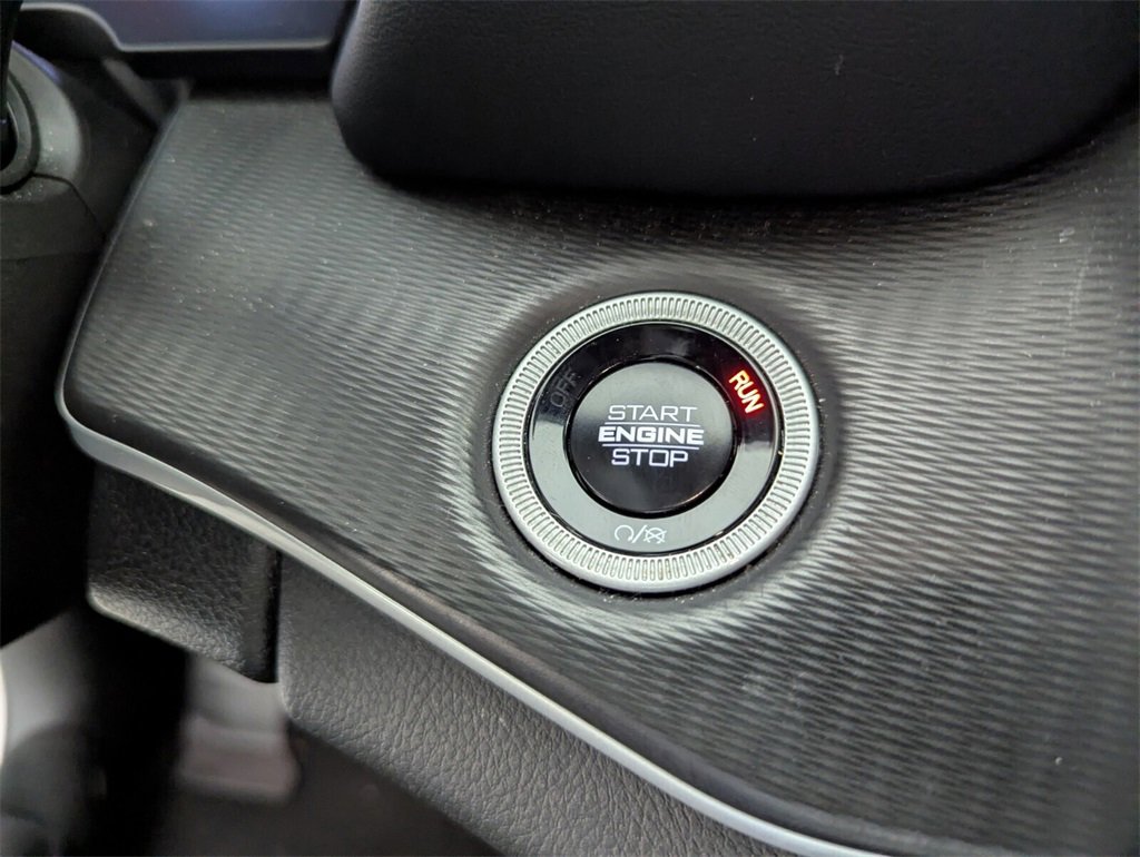 Certified 2024 Jeep Grand Cherokee L Altitude image 28