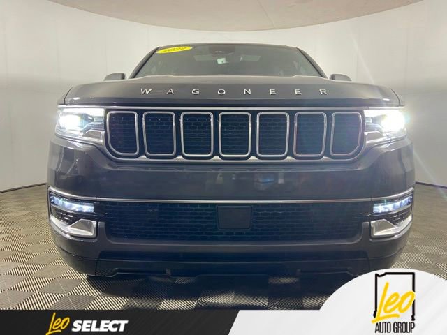 Used 2022 Jeep Wagoneer Series I w/ Premium Group I AWD/4WD image 2