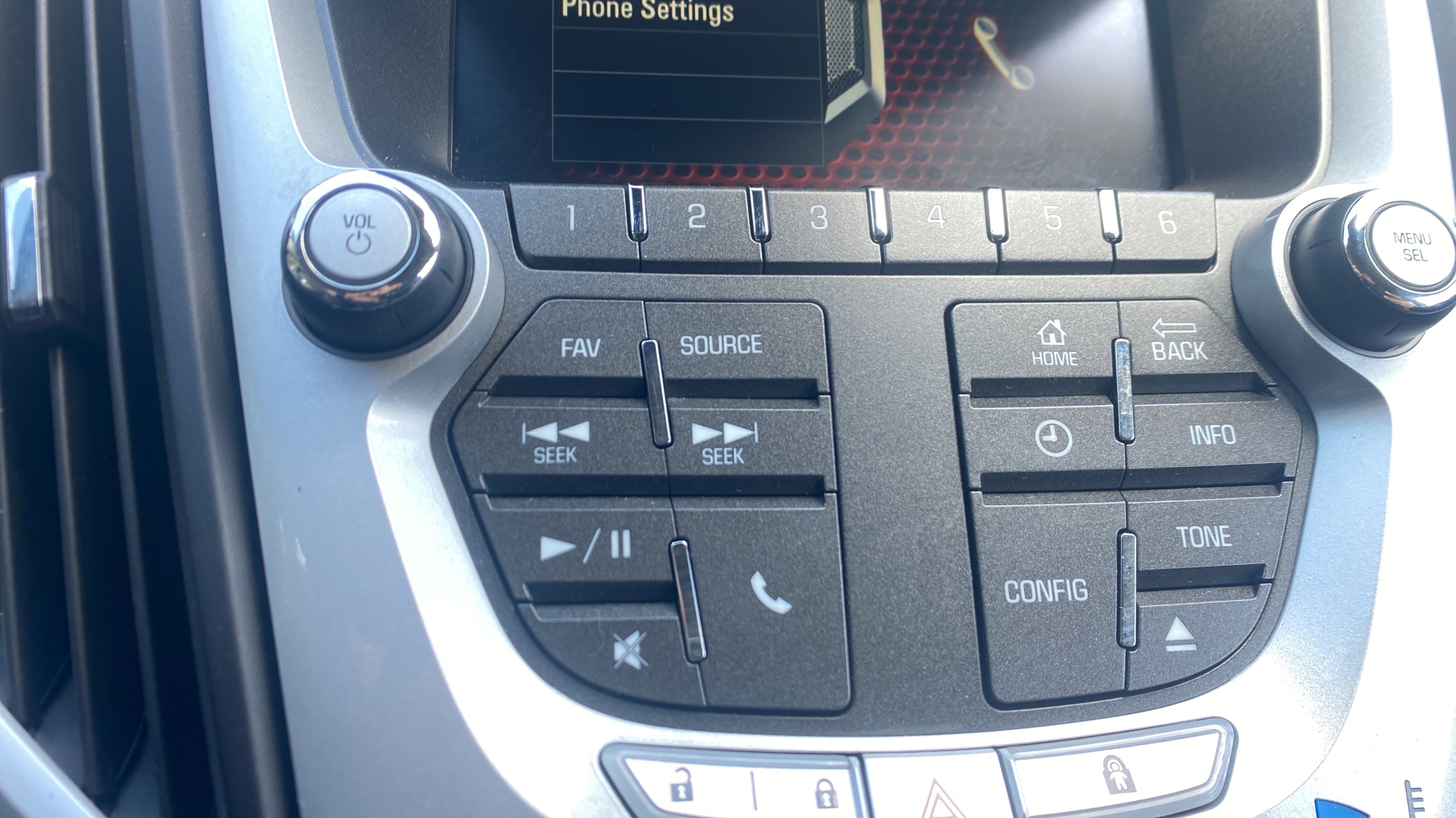 Used 2015 GMC Terrain SLE FWD image 22