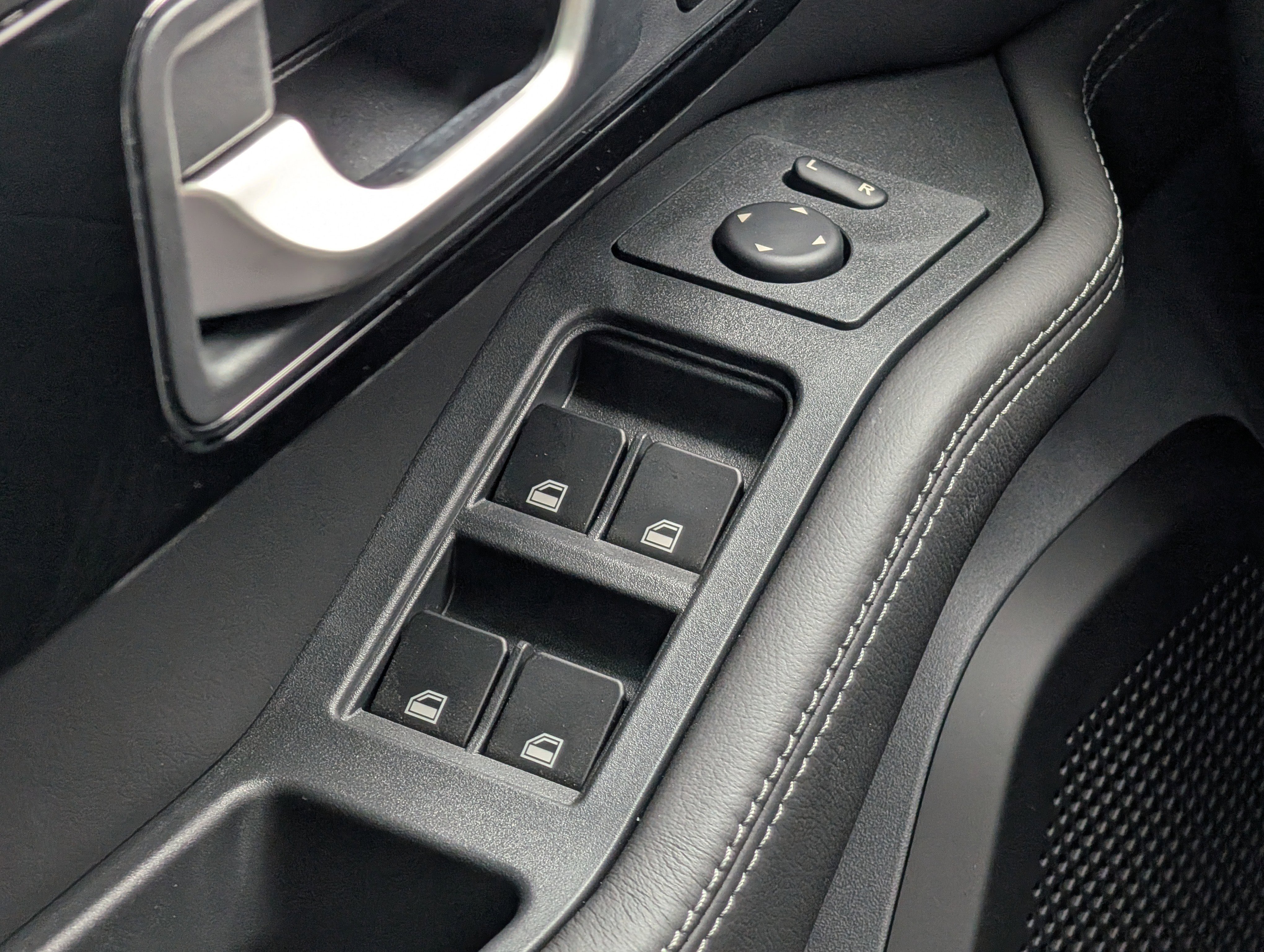 New 2026 INEOS Grenadier Fieldmaster Edition image 24