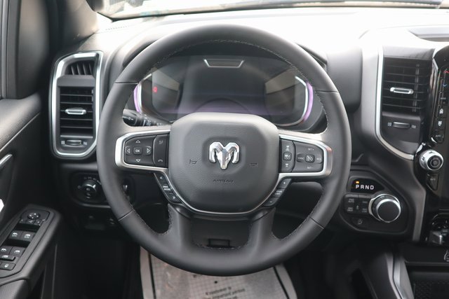 New 2026 RAM 1500 4x4 Crew Cab image 4