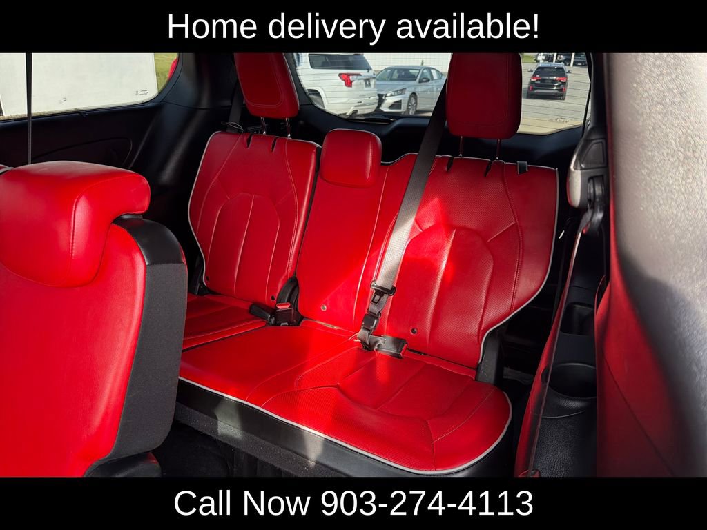 Used 2020 Chrysler Pacifica Limited w/ Quick Order Package 27H Red S FWD image 14