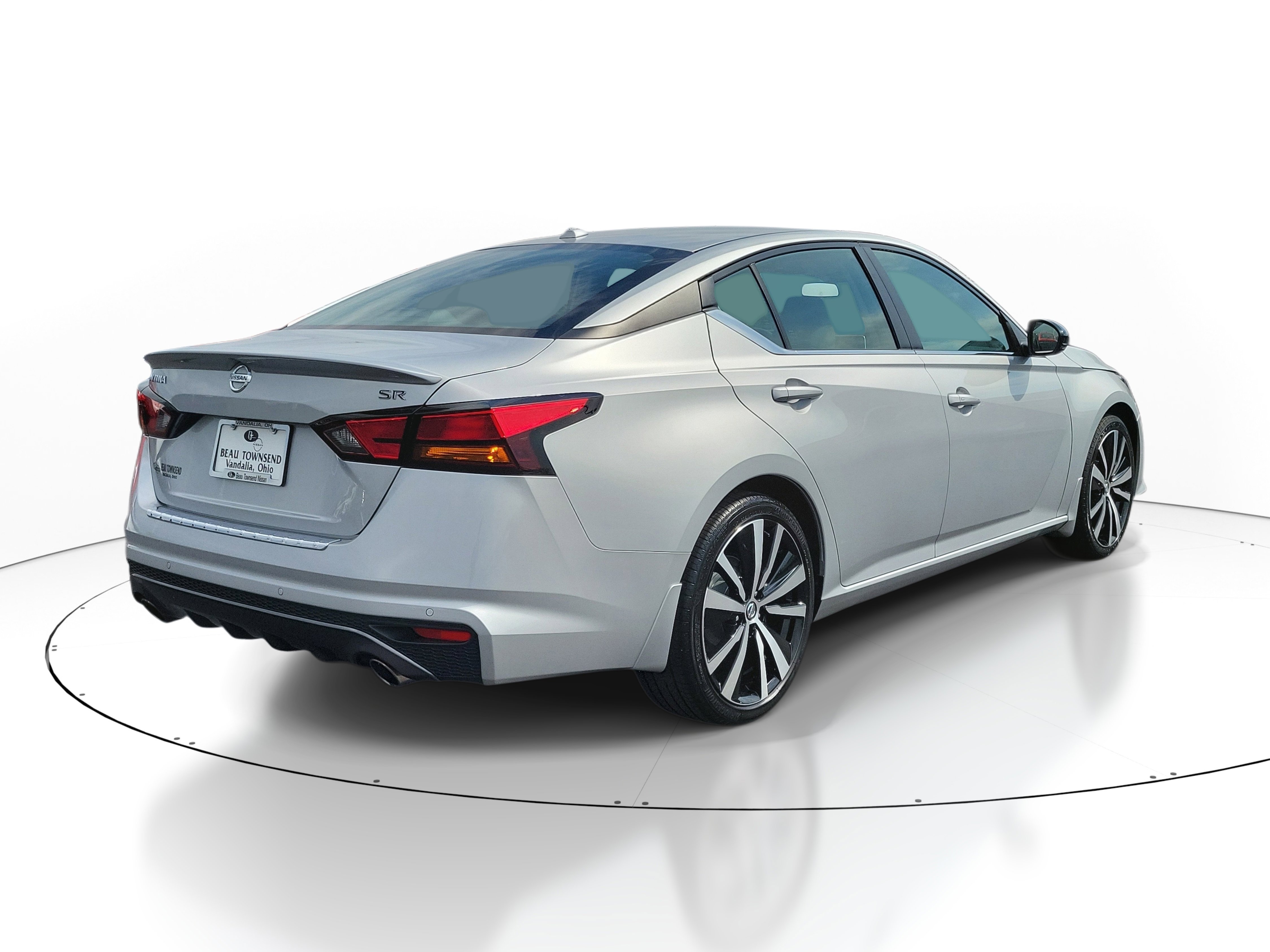 Certified 2021 Nissan Altima 2.5 SR w/ SR Premium Package image 4