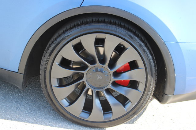 Used 2023 Tesla Model Y Performance AWD/4WD image 7