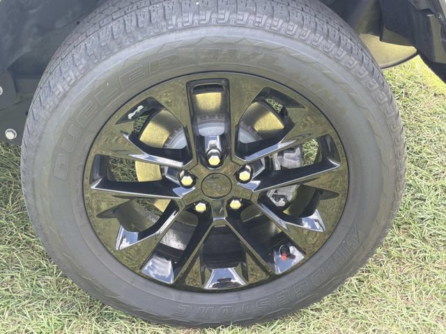 Used 2022 Jeep Wrangler Unlimited Sahara AWD/4WD image 17