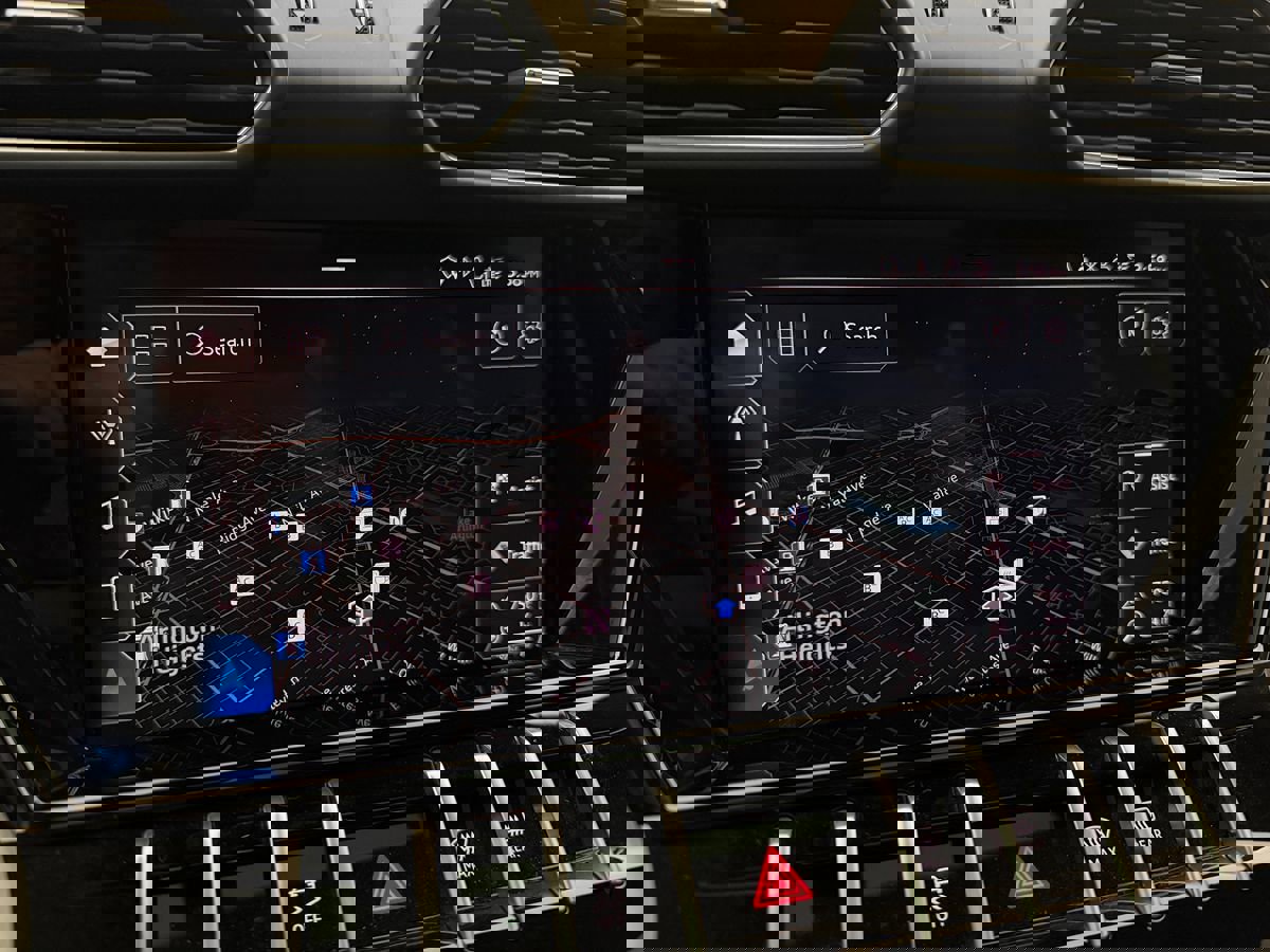 Used 2021 Lamborghini Urus image 35