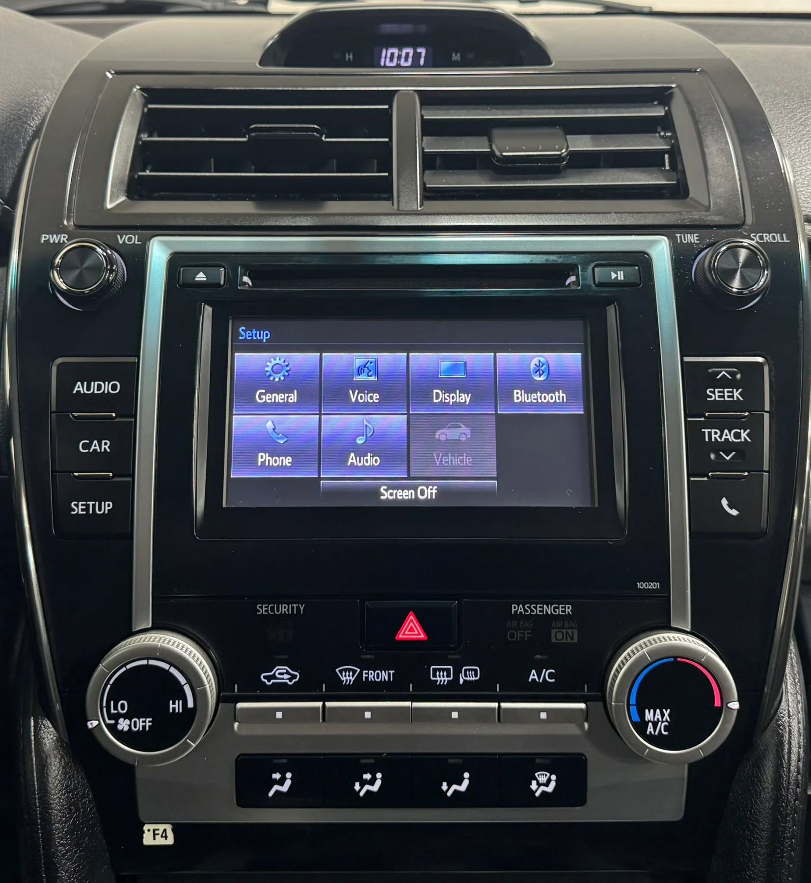 Used 2014 Toyota Camry SE image 15