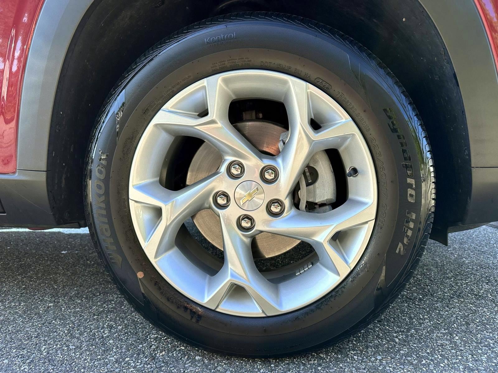 Used 2024 Chevrolet Trax LS w/ LS Convenience Package FWD image 6
