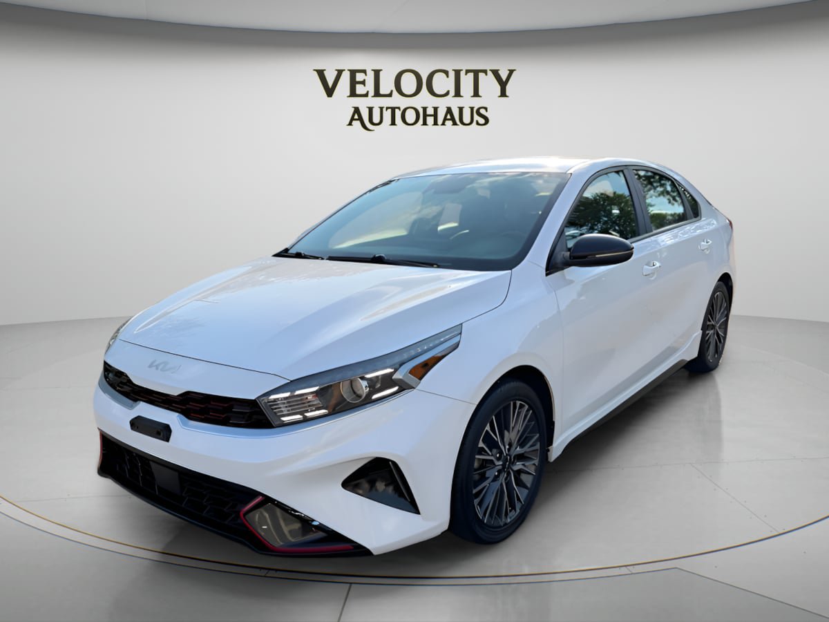 Used 2023 Kia Forte GT-Line w/ GT-Line Technology Package FWD image 3