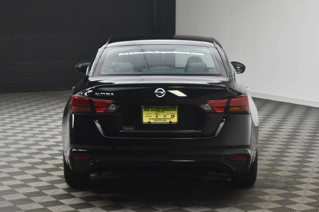 Used 2022 Nissan Altima 2.5 S FWD image 6