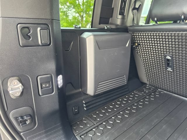 Used 2022 Land Rover Defender 110 X-Dynamic HSE AWD/4WD image 66