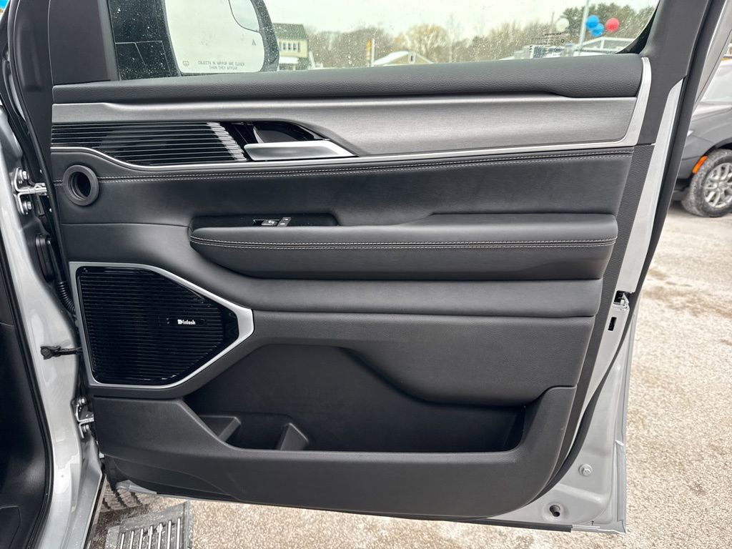 New 2026 Jeep Grand Wagoneer Limited image 33