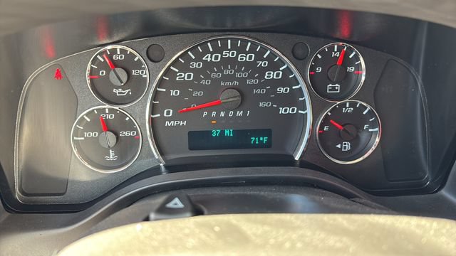 New 2025 Chevrolet Express 3500 w/ Power Convenience Package RWD image 17
