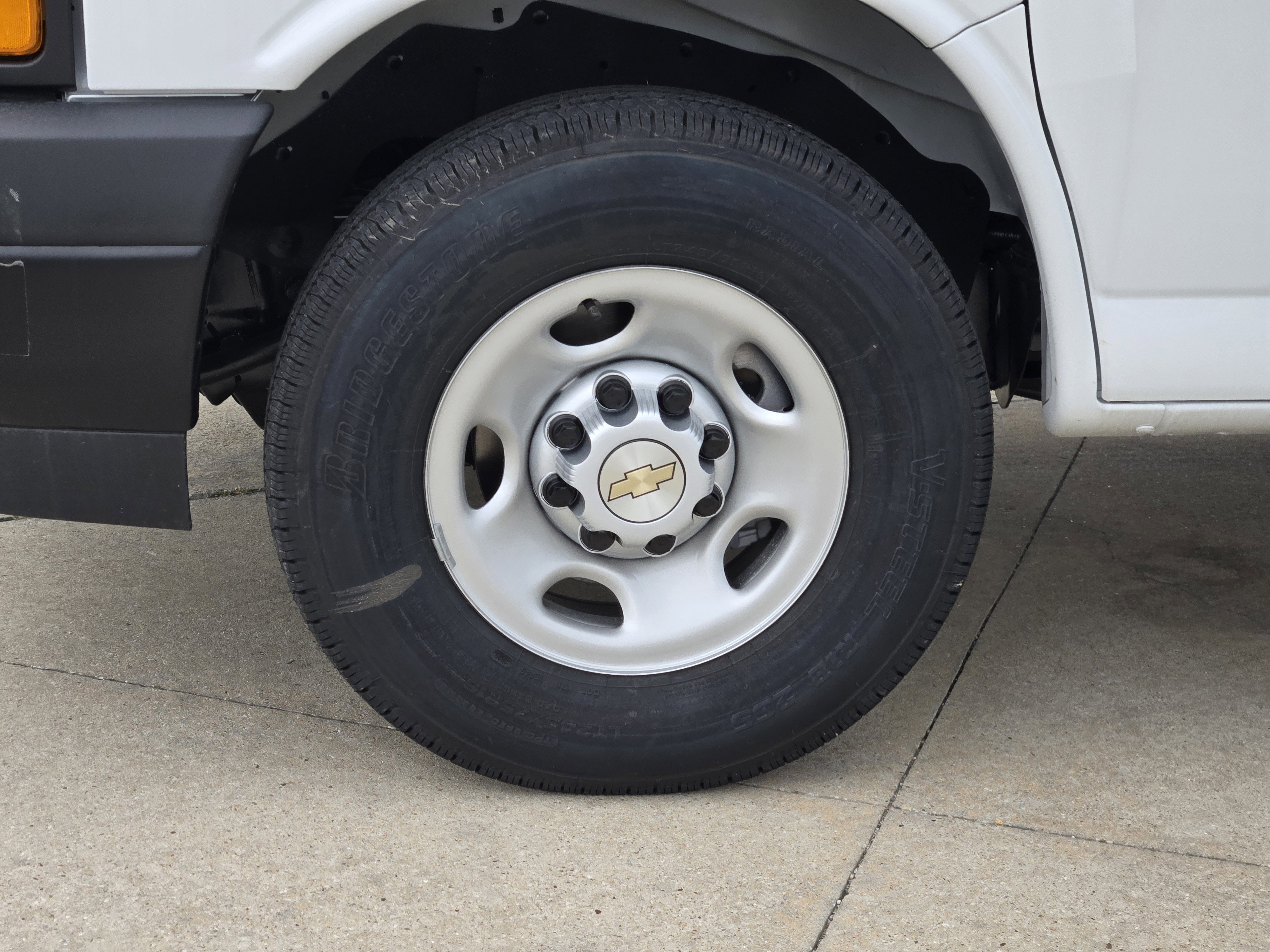 New 2025 Chevrolet Express 2500 w/ Driver Convenience Package image 8