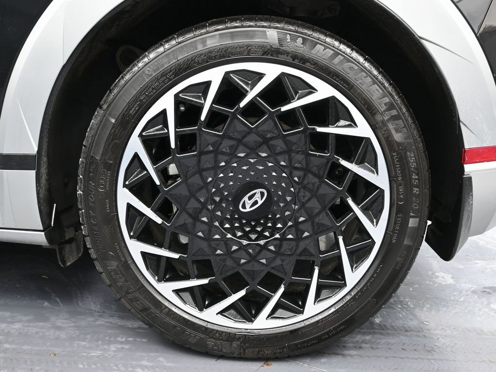 Used 2023 Hyundai Ioniq 5 Limited w/ Cargo Package image 8