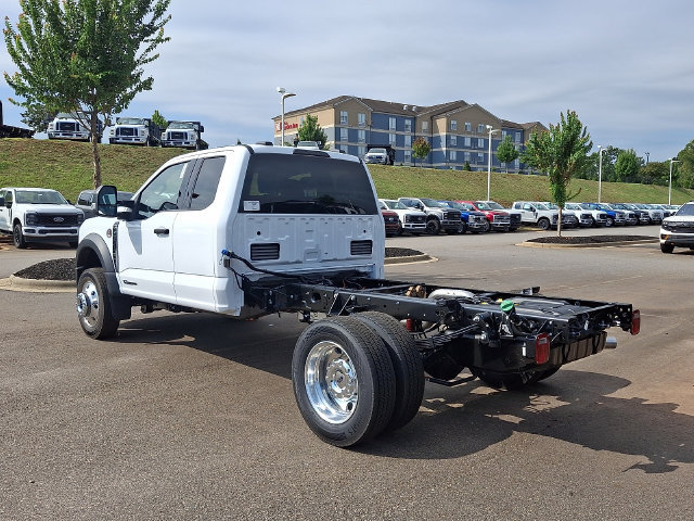 New 2027 Ford F450 XLT AWD/4WD image 4