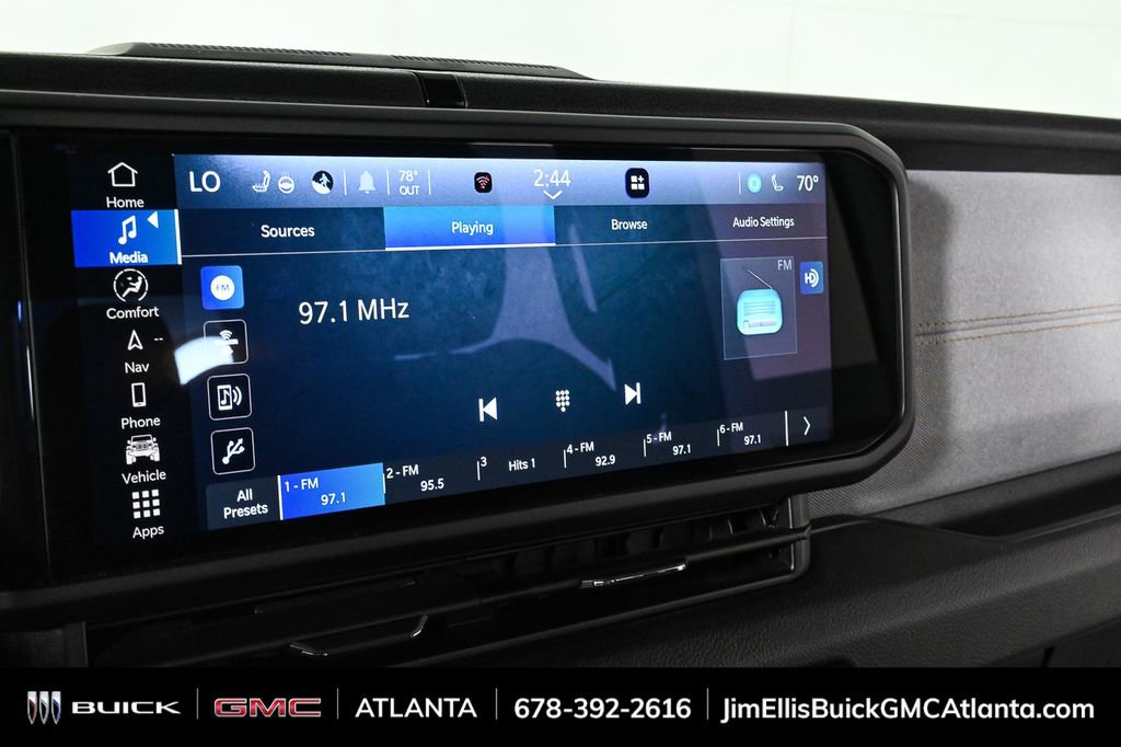 Used 2024 Jeep Gladiator Sport image 16