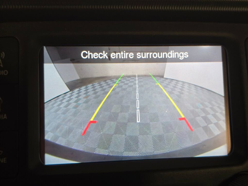 Used 2018 Jeep Wrangler Unlimited Sport S image 29